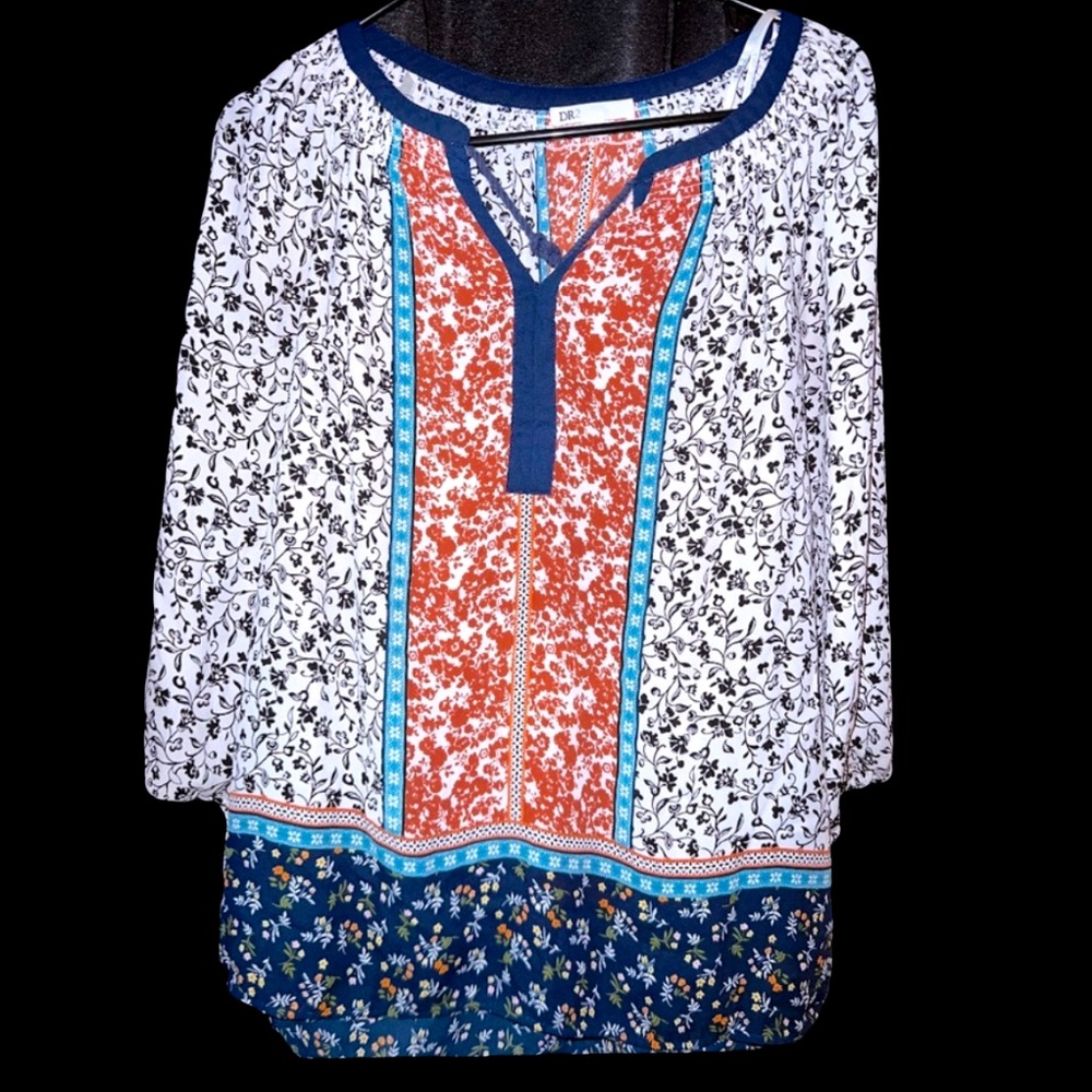 Cute light long sleeve tops